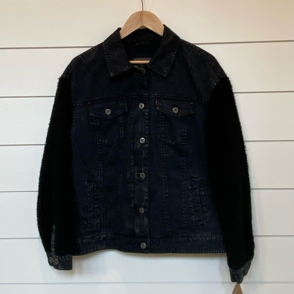 NWT Levi's Acid Wash Denim Shearling Sleeve Jacket - Picture 4 of 9